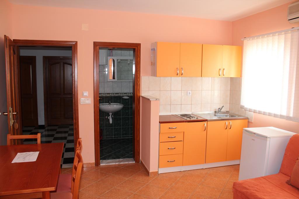 Apartments Villa Pirosi Orebić Chambre photo